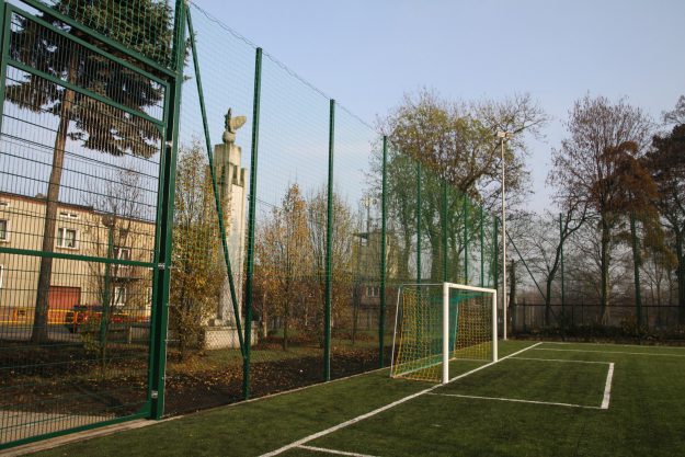 ogrodzenie-boiska-szkolnego
