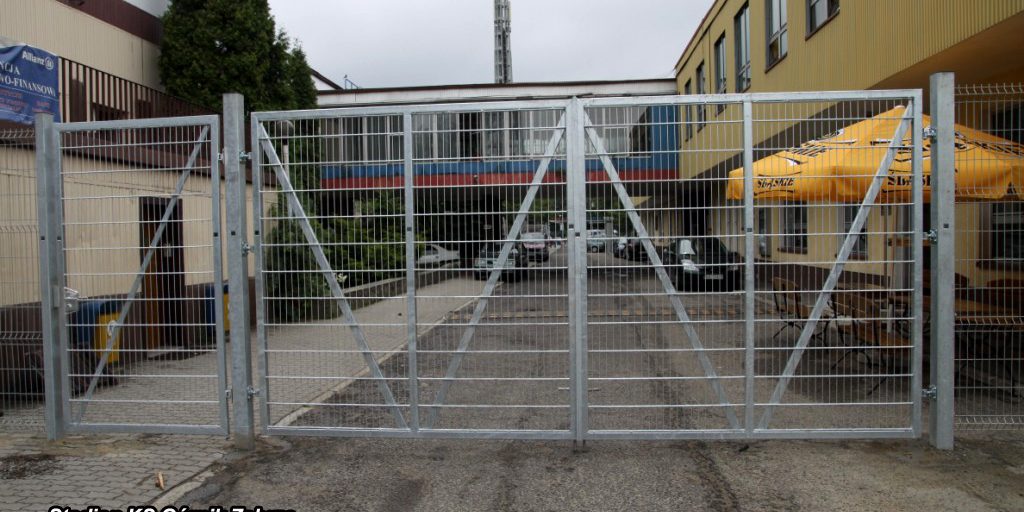 bramy przemysłowe